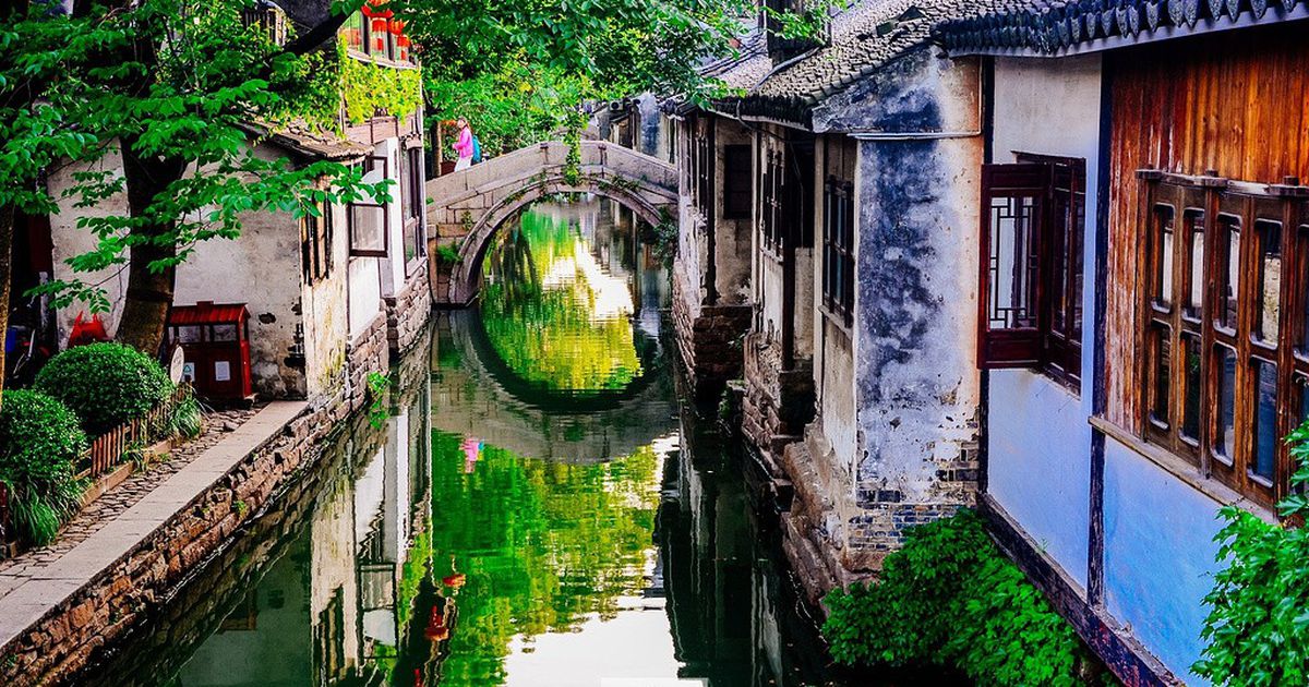 DU LỊCH TRUNG QUỐC ĐẶC BIỆT THƯỞNG NGOẠN GIANG NAM TỪ HÀ NỘI TP HỒ CHÍ MINH BAY HÀNG CHÂU – Ô TRẤN – TÔ CHÂU - THƯỢNG HẢI DỊCH VỤ 4-5* GIÁ ƯU ĐÃI KHI ĐĂNG KÝ SỚM TOUR 7 NGÀY 6 ĐÊM CÓ KHỞI HÀNH DỊP LỄ 30.4-1.5 